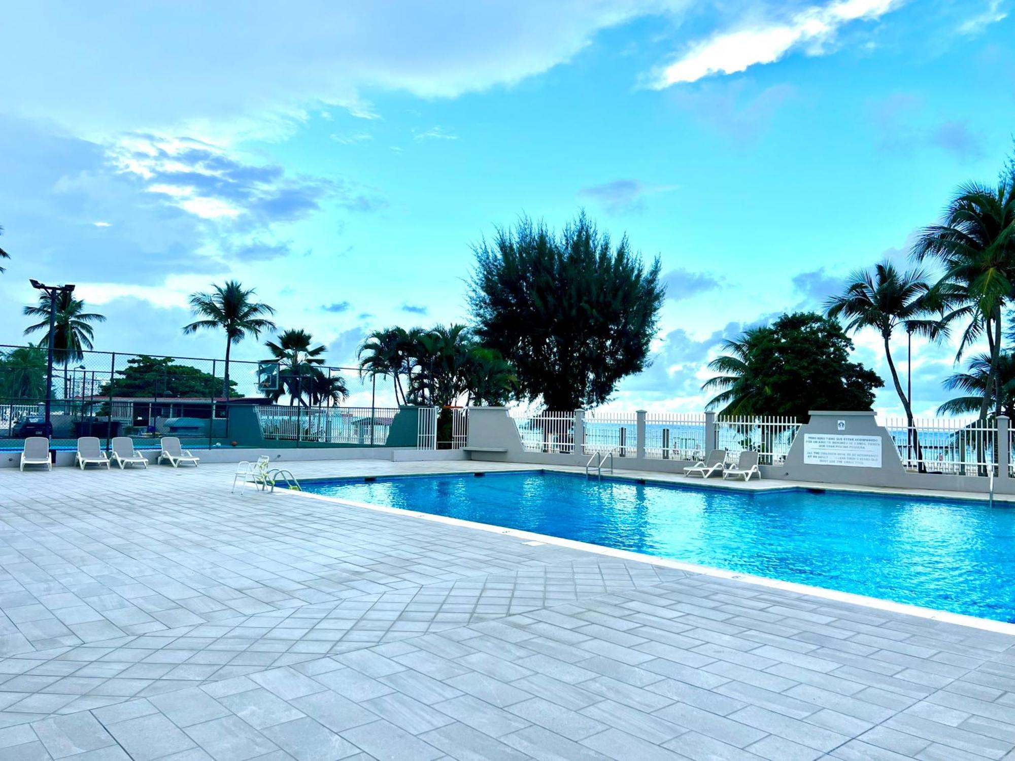 Ocean View Apt On Isla Verde In A 14Th Floor San Juan Exterior foto